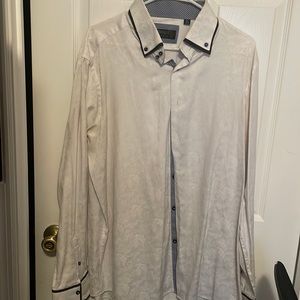 White collar shirt